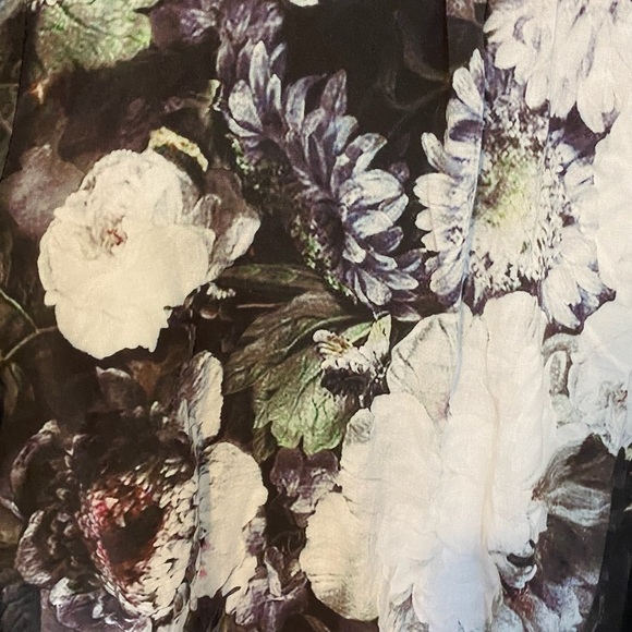 Soft Surroundings Large Bold Floral Print Button Front Shirt Size 1X - Picture 7 of 7